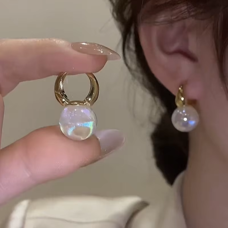 Elegant Sophisticated Pearl Earrings