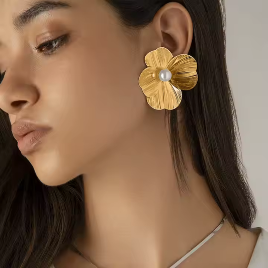 Gold Flower Pearl Earrings