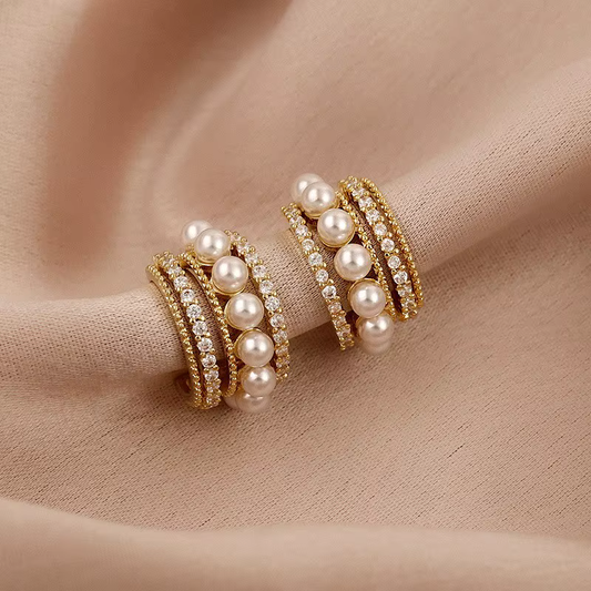 Elegant Pearl and Crystal Studded Rings
