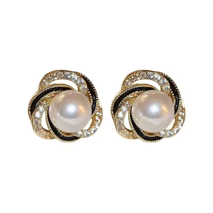 Pearl Stud Earrings – Timeless Glow