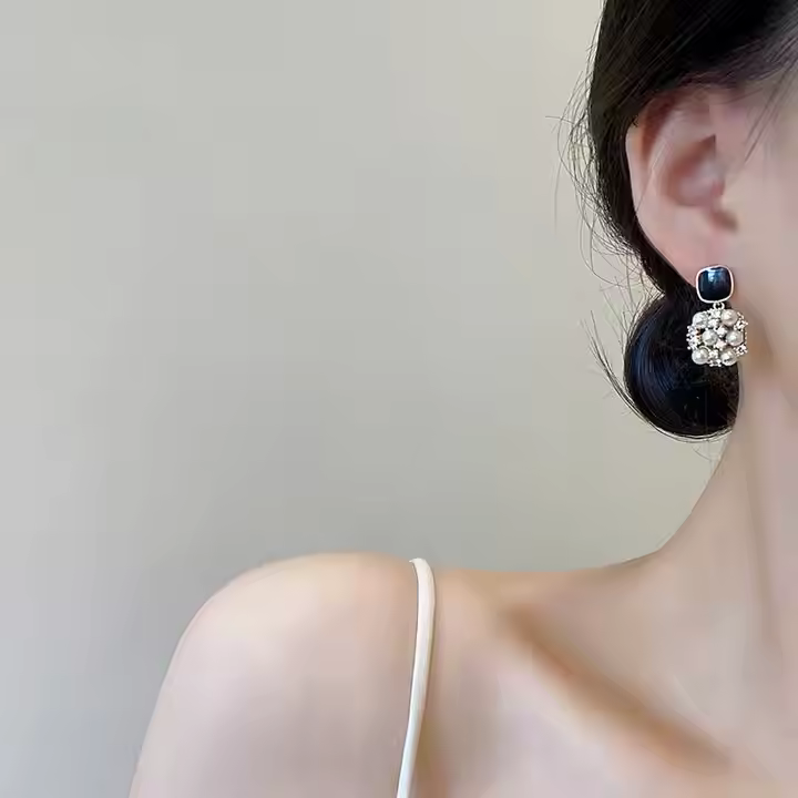 Gold Western Drop Earrings – Timeless Drops