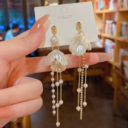 Elegant Bowknot Pearl Earrings