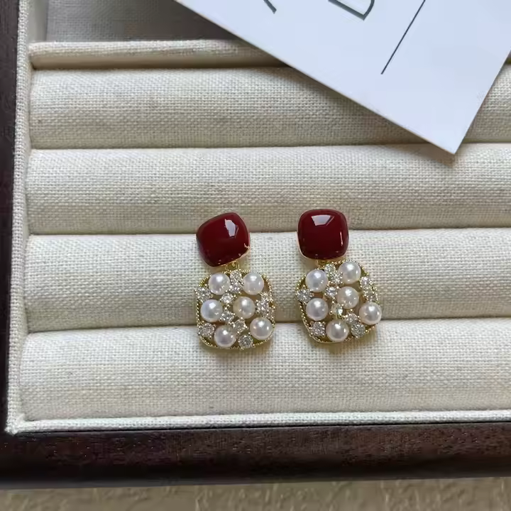 Gold Western Drop Earrings – Timeless Drops