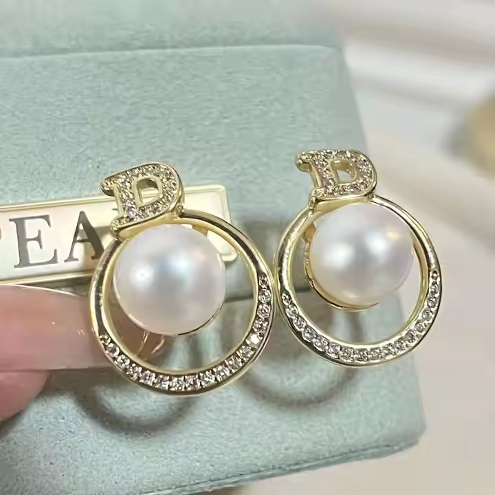 Pearl D Earrings – Timeless Beauty