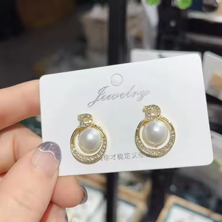 Pearl D Earrings – Timeless Beauty