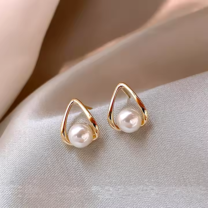 Elegant Oval Pearl Stud Earrings