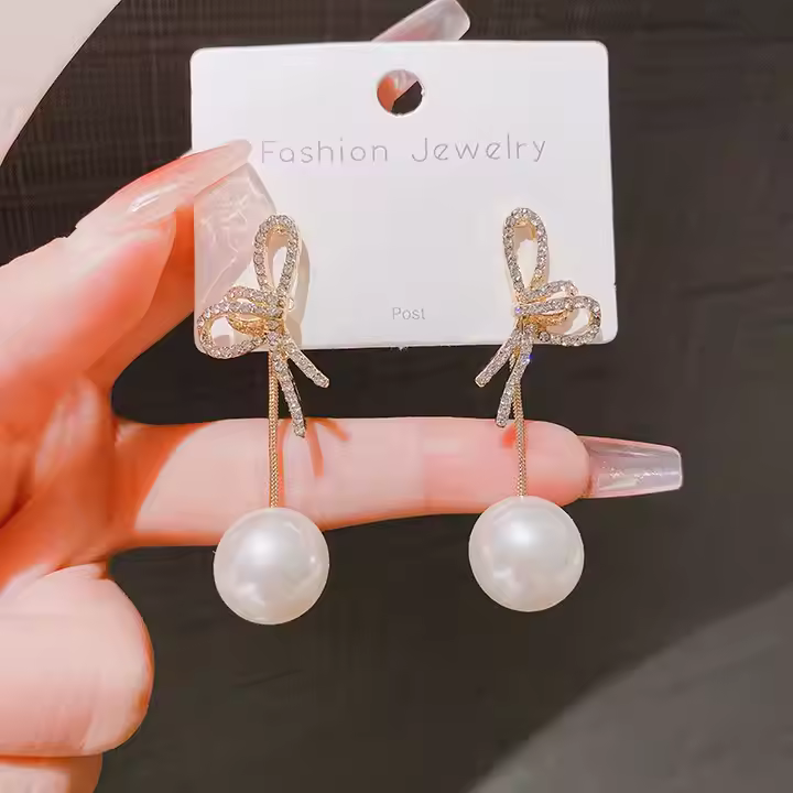 Elegant Bow Pearl Earrings