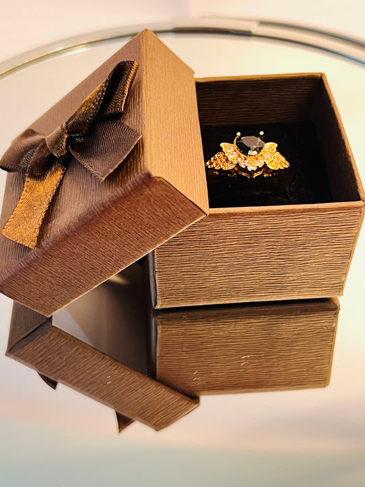 JEWELMA Gold Ring with Black Heart Stone